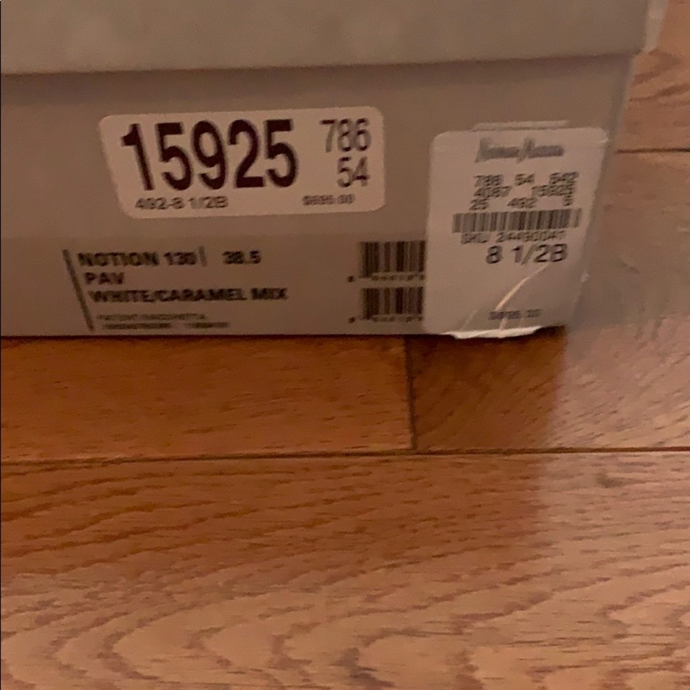 Shoes - Picture 5 of 5